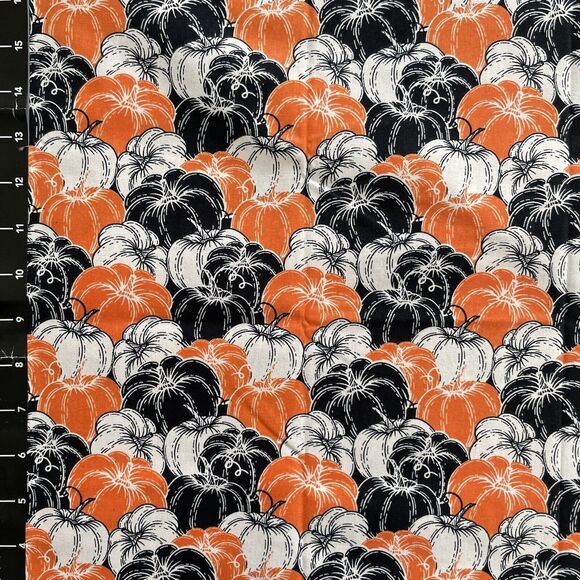 Pumpkin Patch Halloween Fall 100% Cotton Quilting Fabric BTHY - Picture 1 of 1